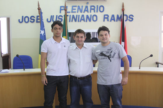 Câmara empossa novos funcionários