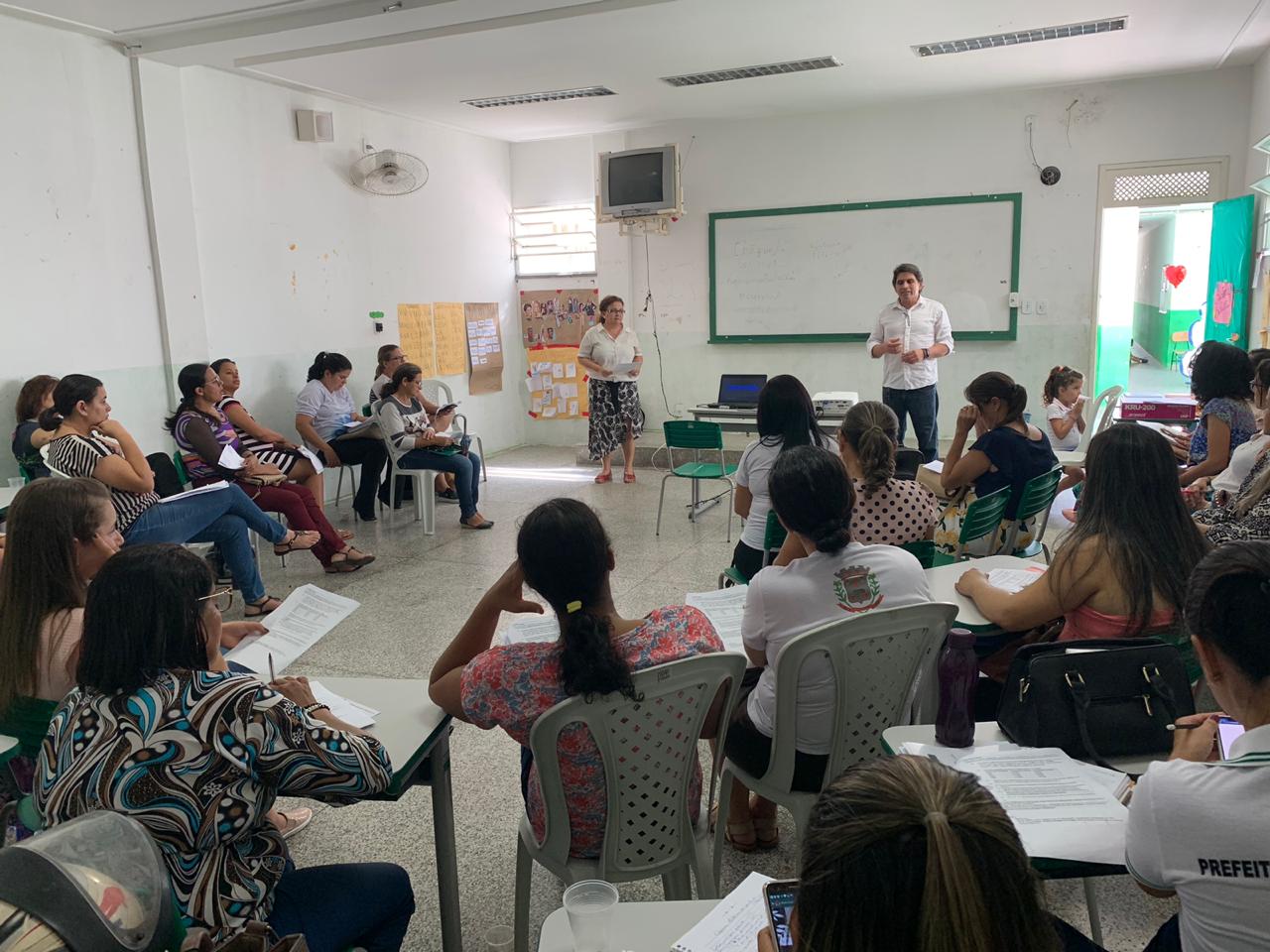 ELEGE na oficina de formação de professores