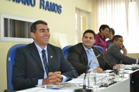 Em virtude da ausência do Presidente Ibrain Monteiro, assumiu a presidência, interinamente, na sessão desta quinta-feira, 5, o Vereador Josivan Rodrigues