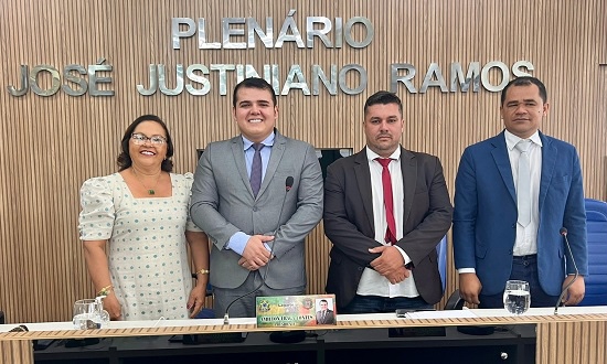 Nova Mesa Diretora da Câmara Municipal de Lagarto toma posse