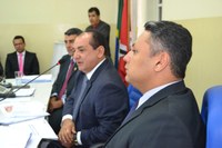 Última Sessão do 1º semestre de 2017 conta com a presença do Prefeito Valmir Monteiro