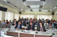 Diversos assuntos são discutidos na sessão desta terça-feira